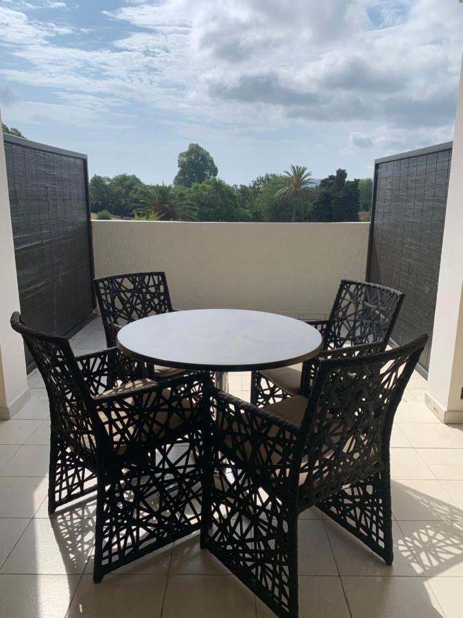 Appartement Grimaud Bord De Mer Eksteriør billede
